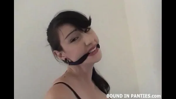 HD Natalie Minx bound and gagged on a stoolnuovi film