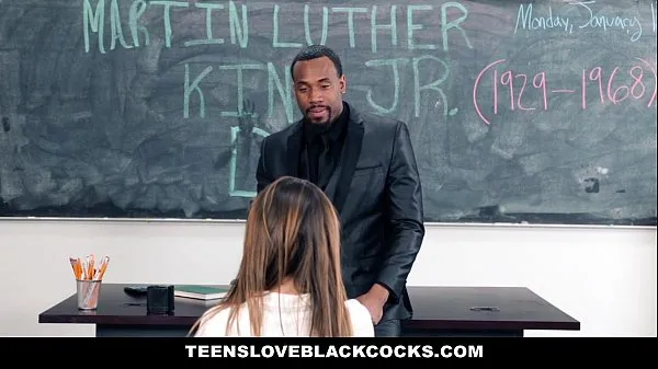 HD TeensLoveBlackCocks - Большой черный хуй в день MLK (Melissa Mooreновые фильмы