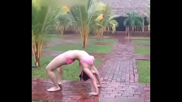 HD Yoga in rain .MKVnuovi film