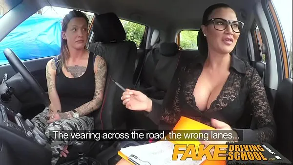 HD Fake Driving School Sexy Strap-On-Spaß für neue Big-Tits-Fahrerneue Filme