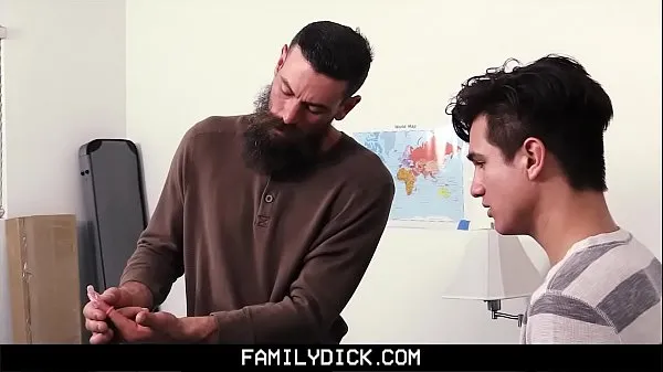 HD FamilyDick - StepDaddy insegna al figliastro vergine a succhiare e scoparenuovi film