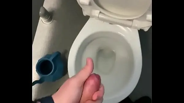 HD Wanking in public toilets with big cumshot at the end nya filmer