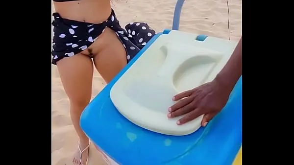 HD The couple went to the beach to get ready with the popsicle seller João Pessoa Luana Kazaki نئی فلمیں