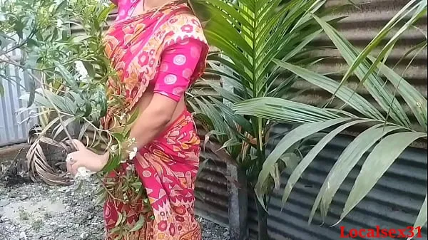 Bengali Desi Bhabhi Outdoor Chudai Devar Ke Saath Saree rouge principal (Vidéo officielle de Localsex31 nouveaux films en HD