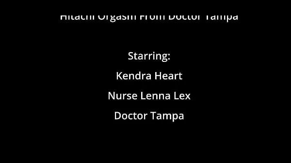 HD Первокурсница Кендра Харт получает оргазмы с волшебной палочкой Hitachi от доктора Тампы во время 4-го курса физкультуры в университете HitachiHoes - Reup nových filmů