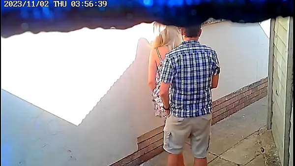 HD Mutiges Paar beim öffentlichen Ficken vor CCTV-Kamera erwischtneue Filme
